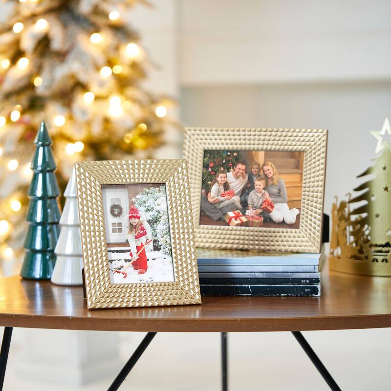 Glitzhome Set of 2 Modern Gold Resin Wall or Tabletop Picture Frames 4x6 & 5x7