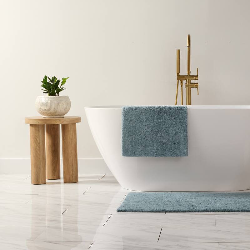 Becky Cameron 100% Cotton Reversible Solid Bath Mat