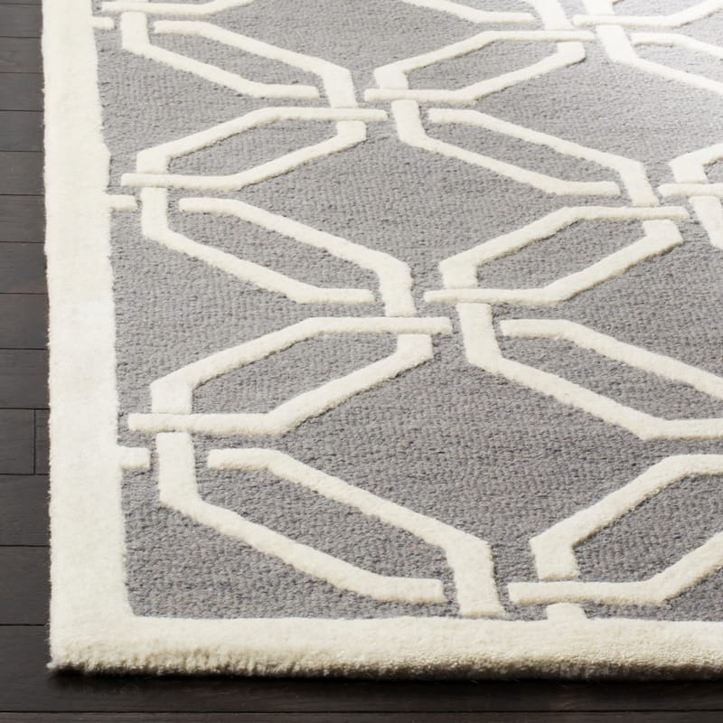 SAFAVIEH Handmade Cambridge Nhung Modern Moroccan Wool Rug