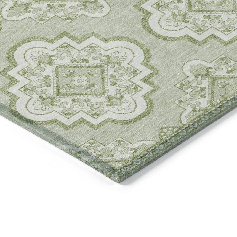 HomeRoots Medallion Transitional Rectangle Outdoor Rug