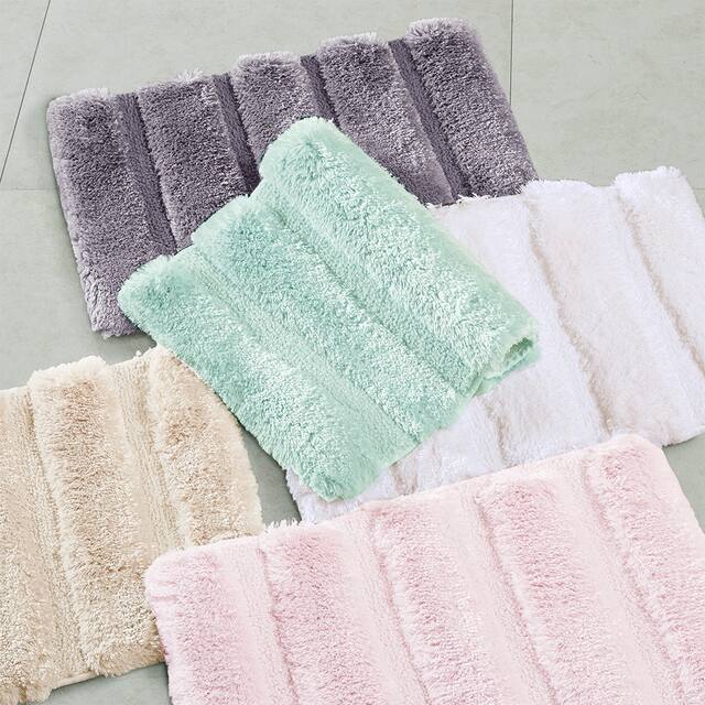 Madison Park Tufted Pearl Channel Solid Bath Rug