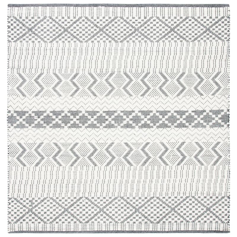 SAFAVIEH Handmade Natura Garda Moroccan Wool Rug - 6' Square - Ivory/Grey
