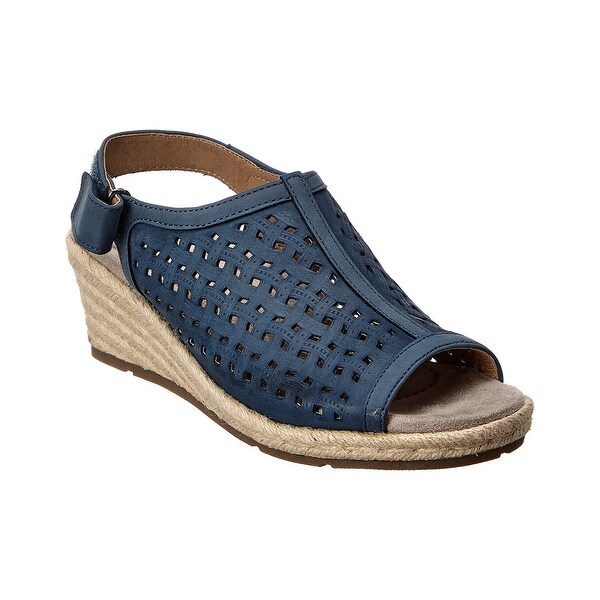 Earth perforated leather wedges Clearance