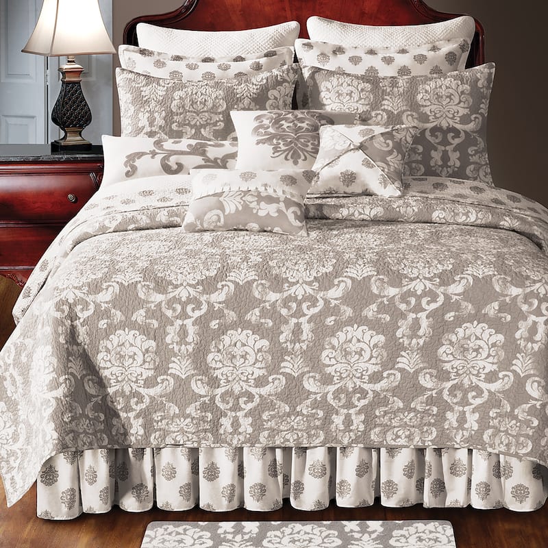 Colonial Williamsburg Providence Chain Stitch Pillow