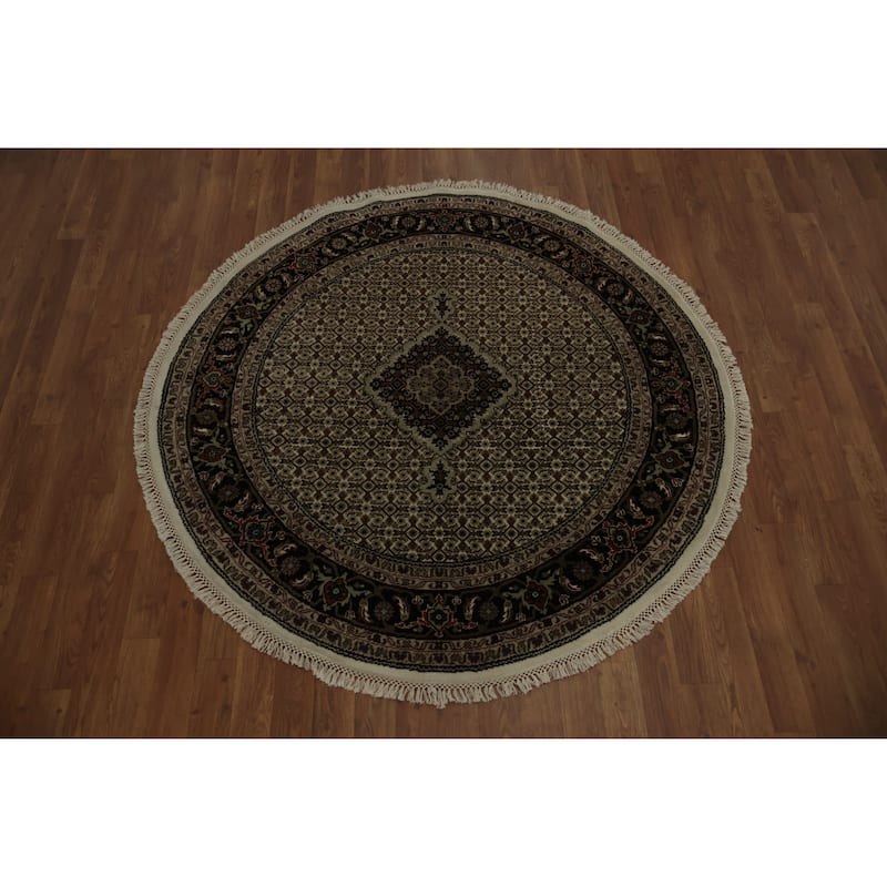 Hand Knotted Oriental 100% Wool Carpet Traditional Geometric Beige & Ivories Tabriz-Mahi Area Rug - 4' 10'' X 4' 10''