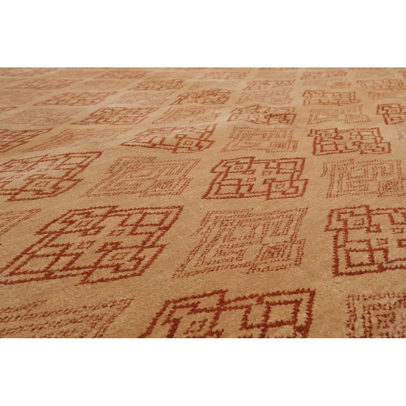 Hand Knotted Michaelian & Kohlberg Tan Tibetan 100% Wool Area Rug - 7' 11'' x 9' 1''