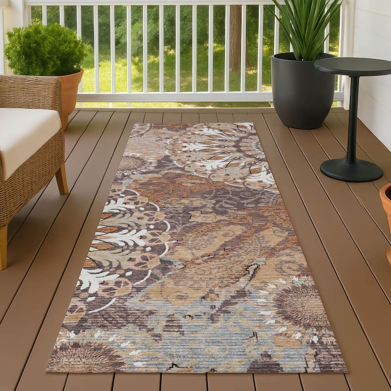 Machine Washable Indoor/ Outdoor Traditional Pinwheel Chantille Rug - Copper - 2'3" x 7'6"