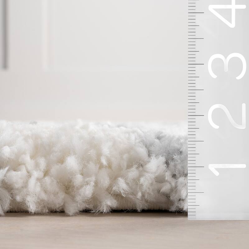 Nuloom Adelaide Mid-Century Checkered Shag Area Rug