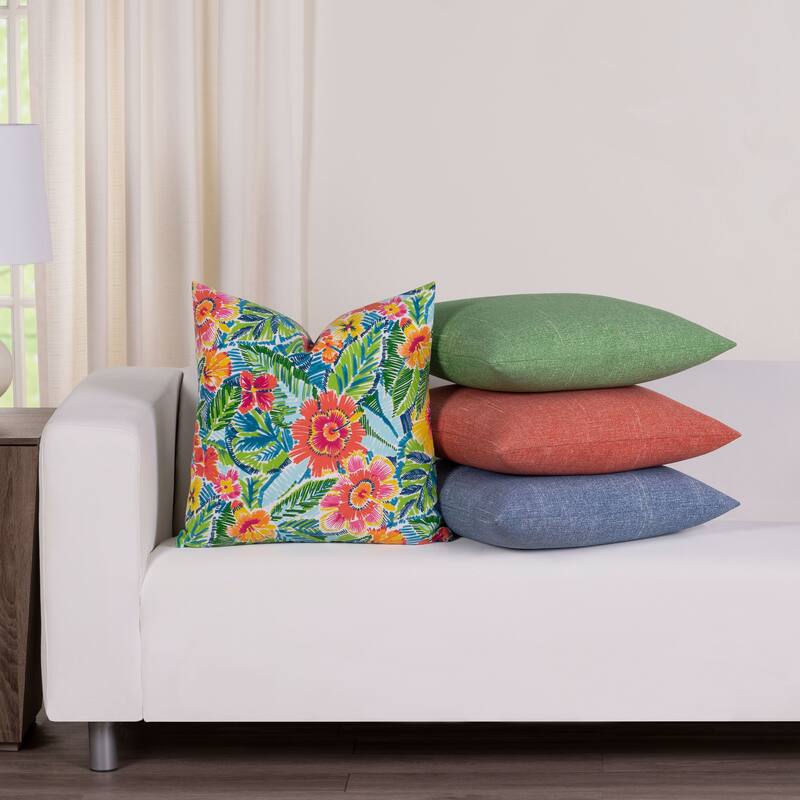 Siscovers Hideaway Solarium Indoor/Outdoor Throw Pillow