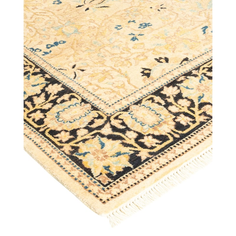 Overton Handknotted Wool Traditional Oriental Ivory Area Rug - 3' x 5'