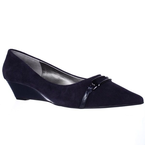 bandolino navy shoes