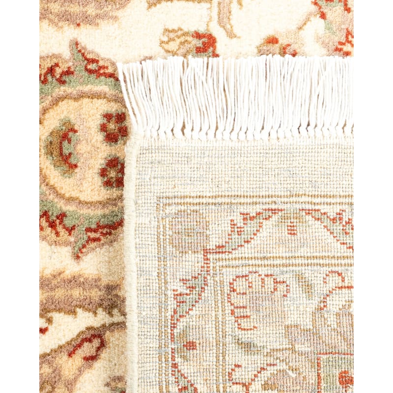 Overton Handknotted Wool Traditional Oriental Ivory Area Rug - 4' x 6'