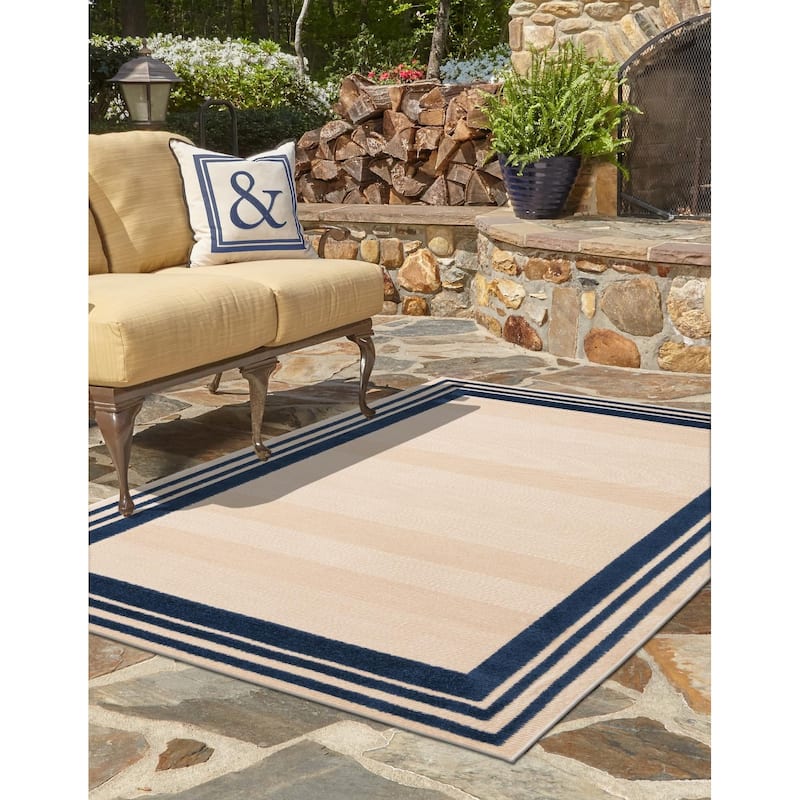 Outdoor Denver Collection Area Rug