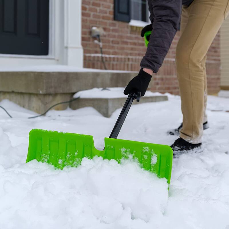 Earthwise 21-Inch Snow Pusher Shovel