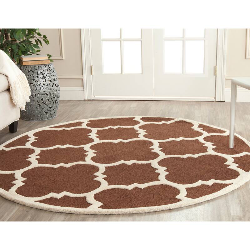 SAFAVIEH Handmade Cambridge Gullveig Modern Moroccan Wool Rug - 6' Round - Dark Brown/Ivory