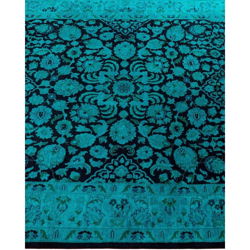 Fine Vibrance, One-of-a-Kind Hand-Knotted Area Rug - Green, 4' 1" x 6' 5" - 4' 1" x 6' 5"
