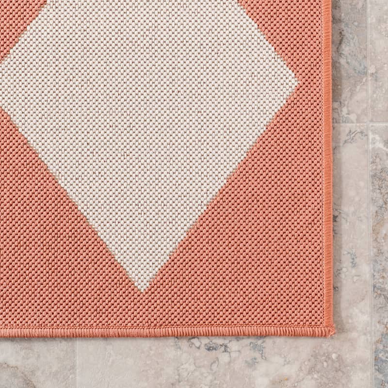 Nuloom Sabina Diamond Trellis Indoor/Outdoor Area Rug
