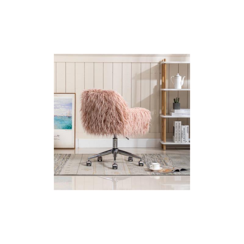 Modern Faux fur home office chair in Pink