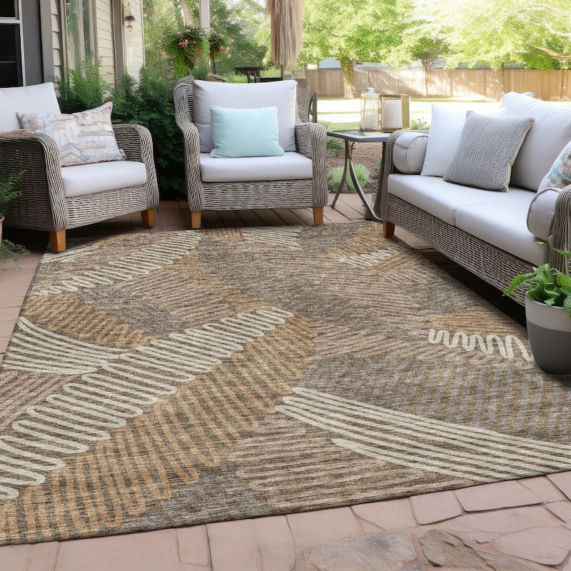 Machine Washable Indoor/ Outdoor Chantille Contemporary Squiggles Rug - Brown - 5' x 7'6"