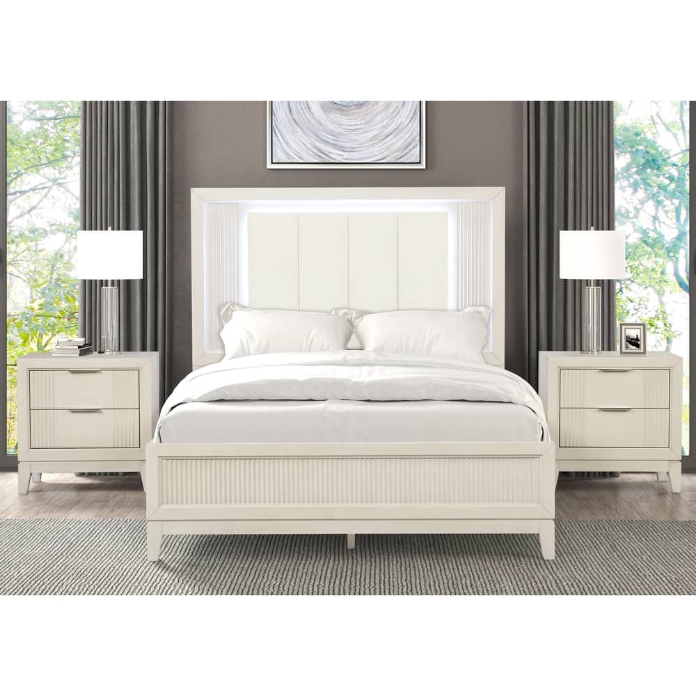 Furniture of America Evander Modern Antique White 3-Piece Solid Wood Bedroom Set