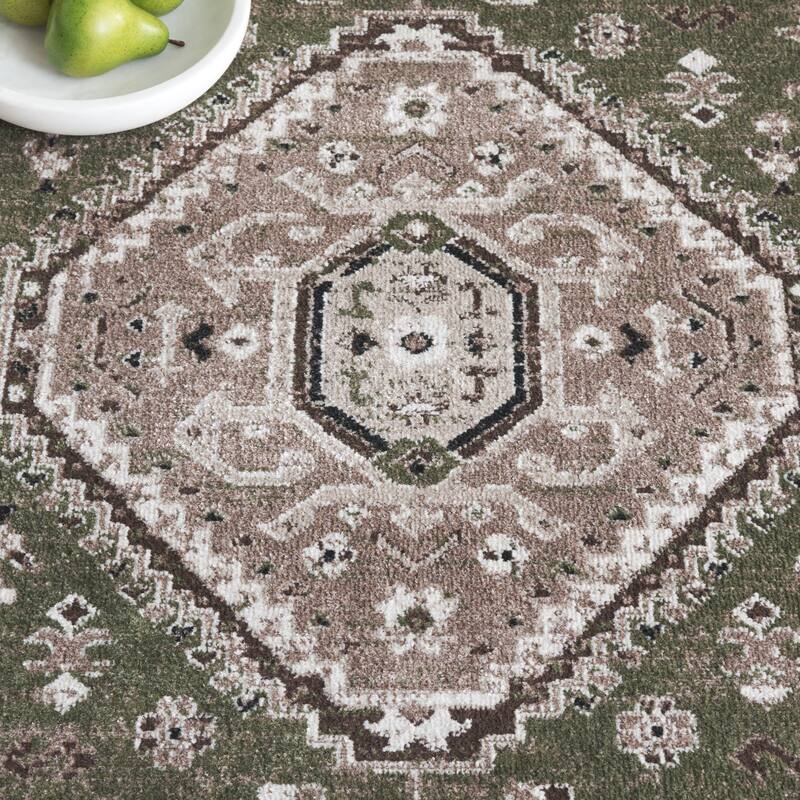 SAFAVIEH Bayside Machine Washable Surmeli Shabby Chic Rug
