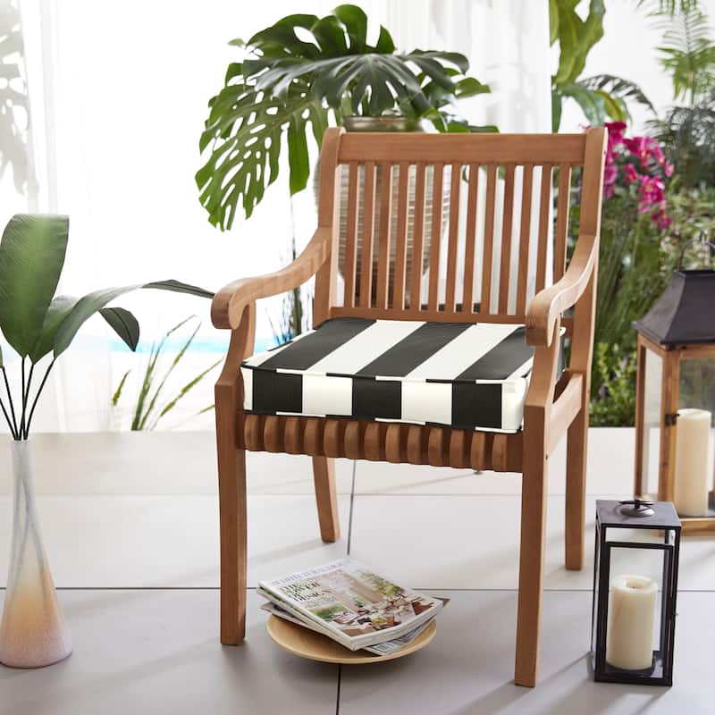 Sunbrella Indoor/ Outdoor 19-inch Chair Cushion - Cabana Classic