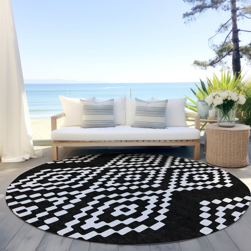 Machine Washable Indoor/ Outdoor Chantille Moroccan Boho Rug - Black - 8' x 8'
