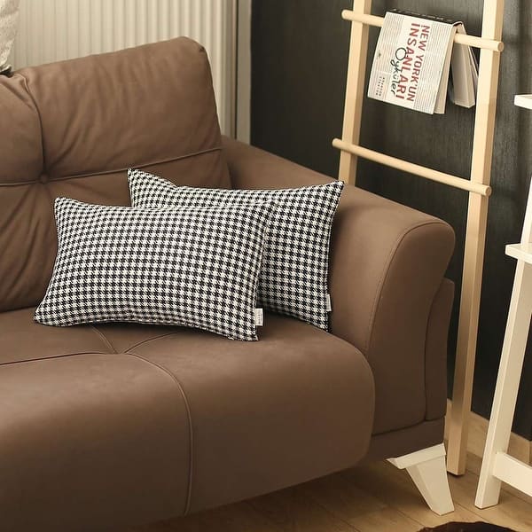 Set Of 2 Brown Houndstooth Lumbar Pillow Covers Set Of 2 Brown Houndstooth Lumbar Pillow Covers