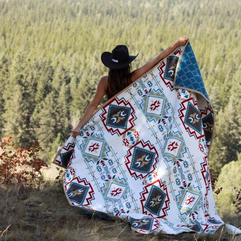 Paseo Road Spirit Valley Southwestern Bedding Aztec 3 Piece Quilt Set