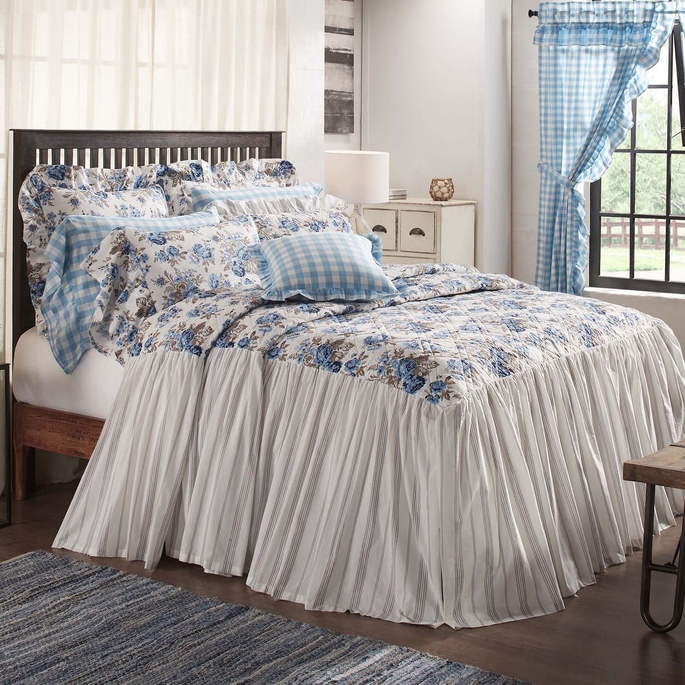 Annie Floral Coverlet- Blue or Portabella