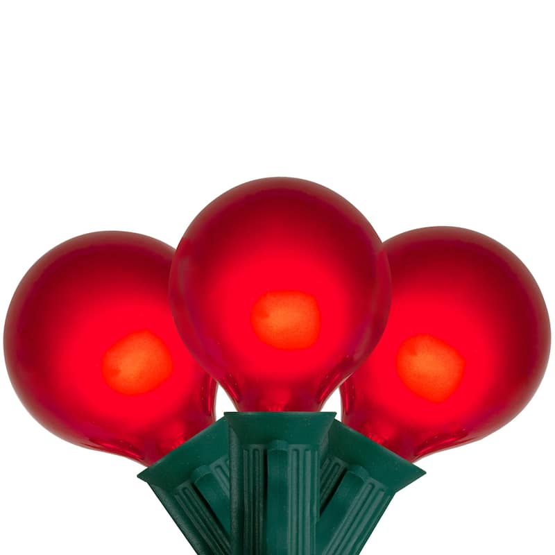 Set of 15 Satin G50 Globe Christmas Lights - Green Wire - 14.75' - Red