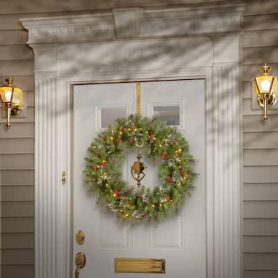 30in. Battery Operated Spruce Wreath - green - 30"