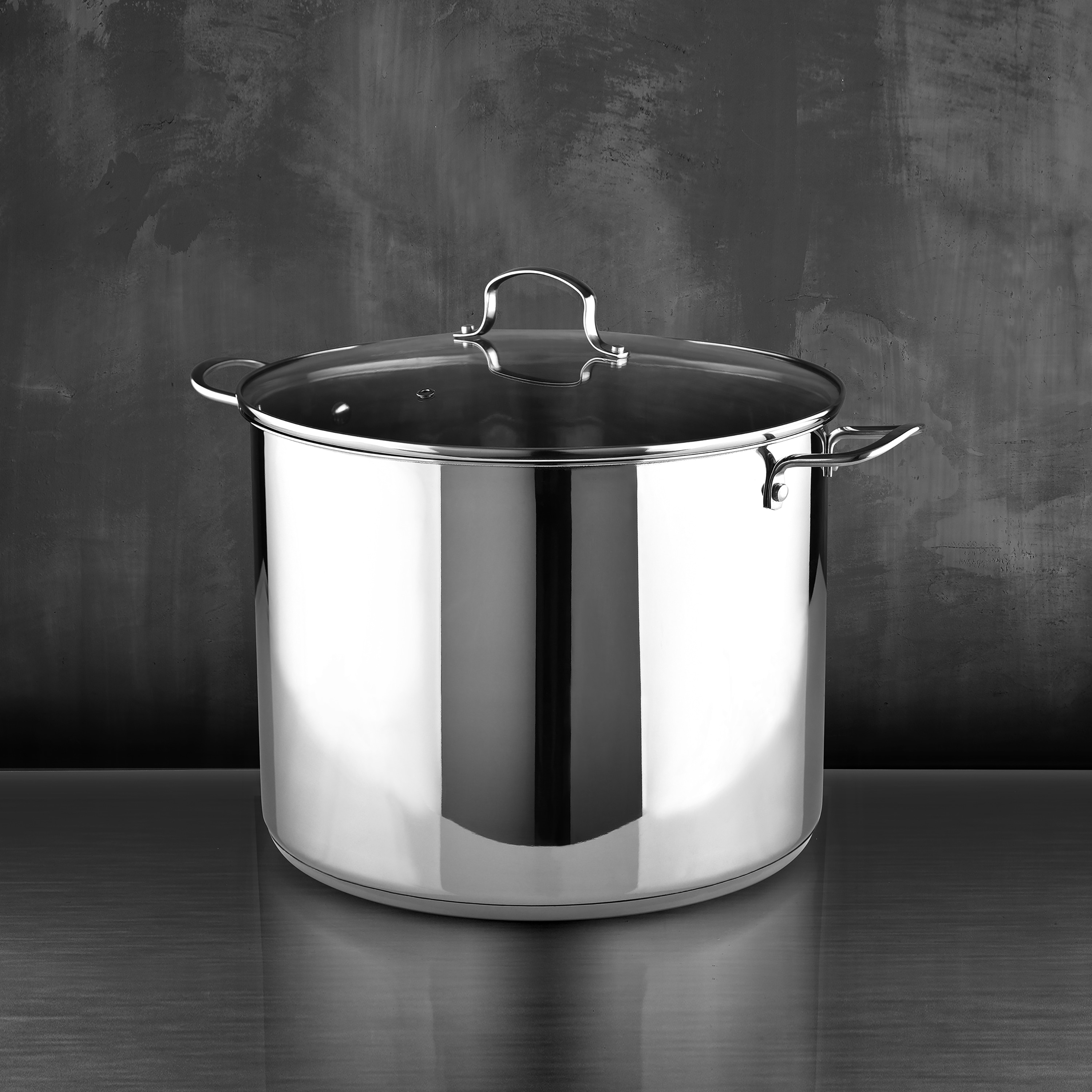 https://ak1.ostkcdn.com/images/products/is/images/direct/6204c0df35ee2fb58af8b011d099a525c484ce06/Bergner-Essentials-BGUS10125STS-Stainless-Steel-Stock-Pot-with-Tempered-Glass-Lid-12-Quart-Pot.jpg