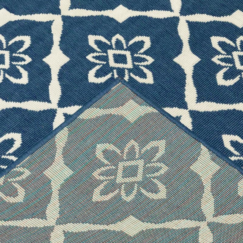 Style Haven Martinique Floral Lattice Indoor Outdoor Navy/Off-White Area Rug