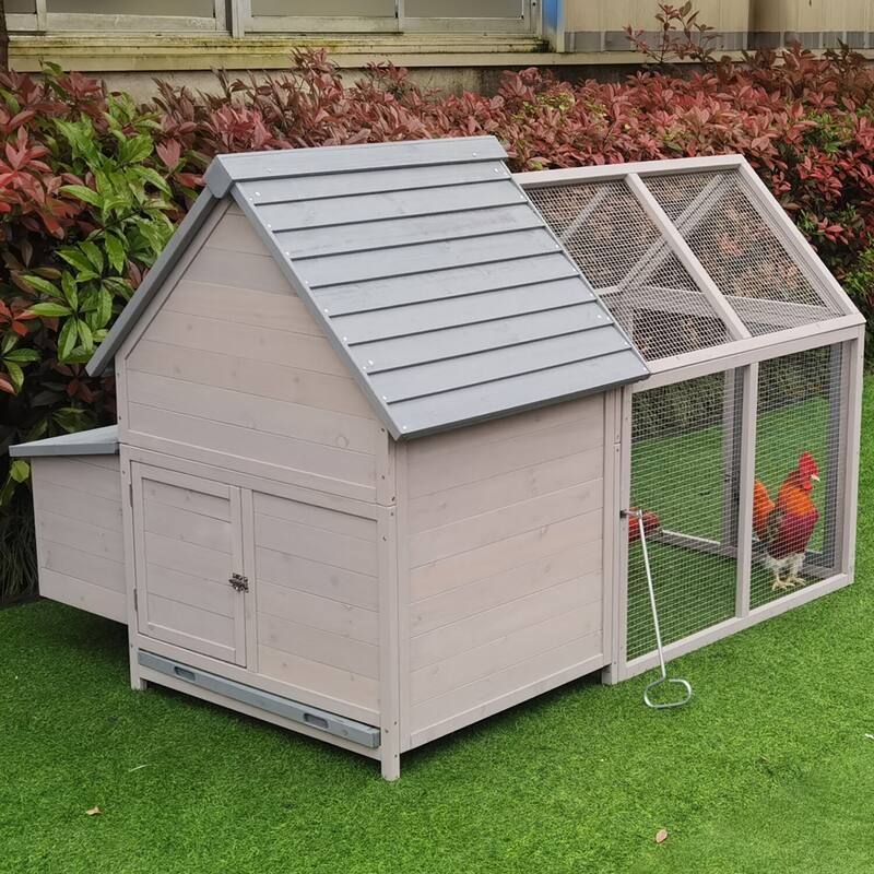 Hanover Outdoor Wooden Chicken Coop with Ramp, Wire Mesh Run, Waterproof Roof, Removable Tray 3.8-Ft. x 3.87-Ft. x 3.67-Ft.