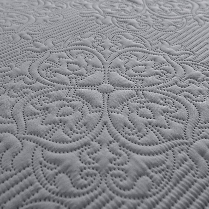 Sophia & William Bed Quilt Bedspread Coverlet - Reversible, Lightweight