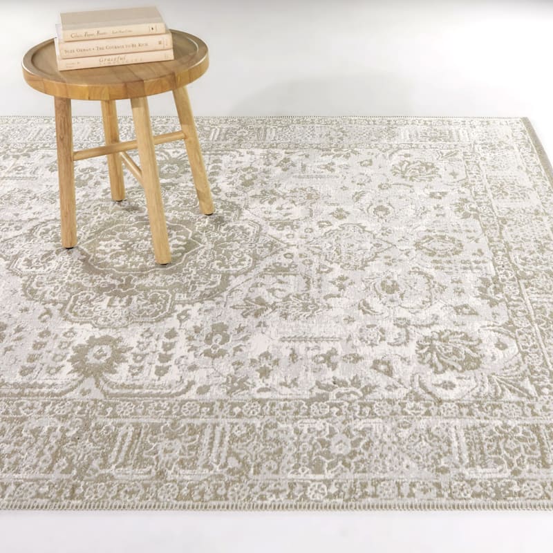 Resvani Vintage Oriental Indoor/Outdoor Area Rug - 7'10" x 10' - Cream