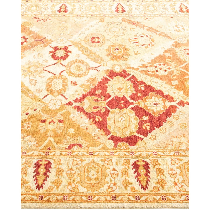 Overton Handknotted Wool Contemporary Floral Ivory Area Rug - 4' x 6'