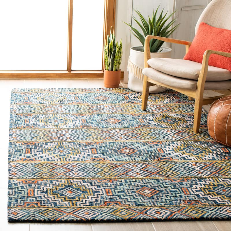 SAFAVIEH Handmade Aspen Licia Bohemian & Eclectic Tribal Wool - 8' x 10' - Blue/Gold