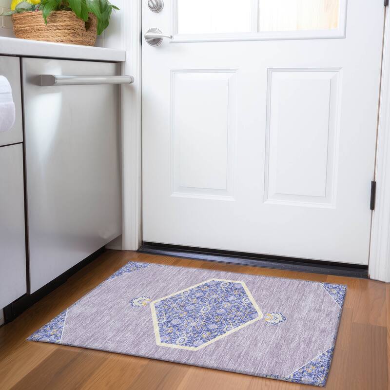 Premium Washable Super Soft Traditional Global Mayfield Rug - Lavender - 1'8" x 2'6"