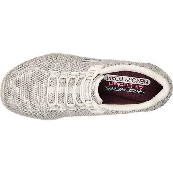 skechers empire dream world