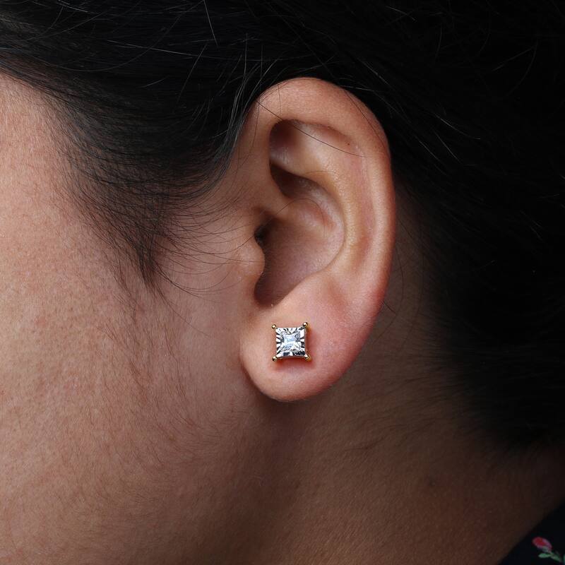 1/20ct to 3/4ct TDW Diamond Solitaire Stud Earrings in Silver for Women