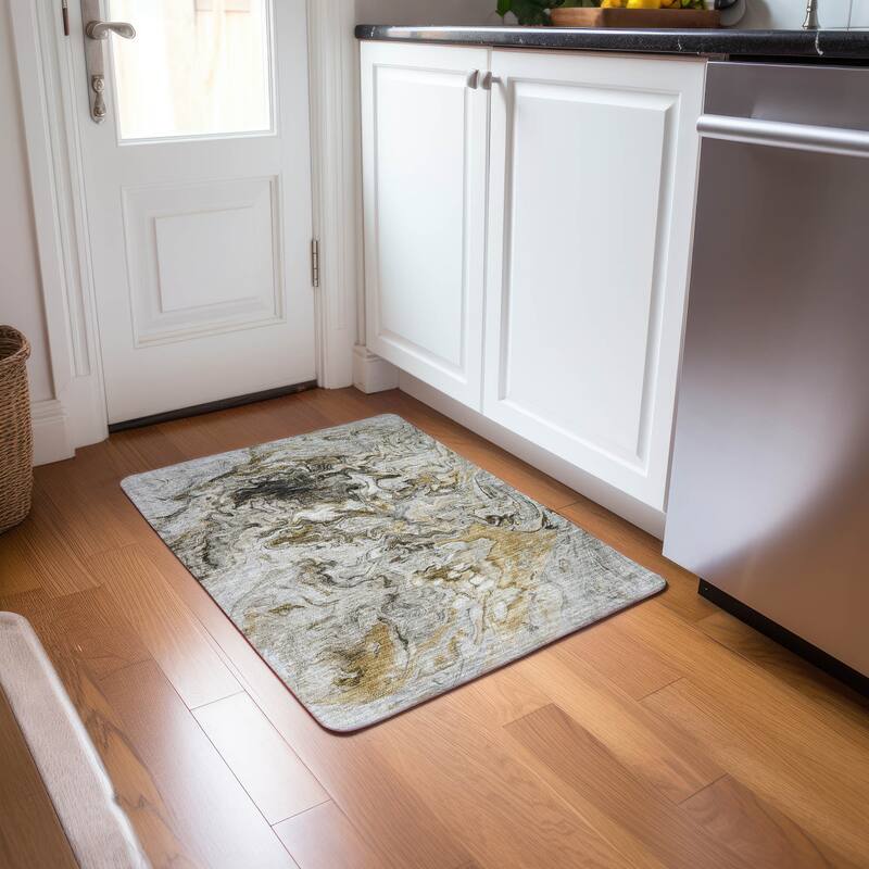 Machine Washable Indoor/ Outdoor Chantille Abstract Contempoary Rug - Taupe - 1'8" x 2'6"