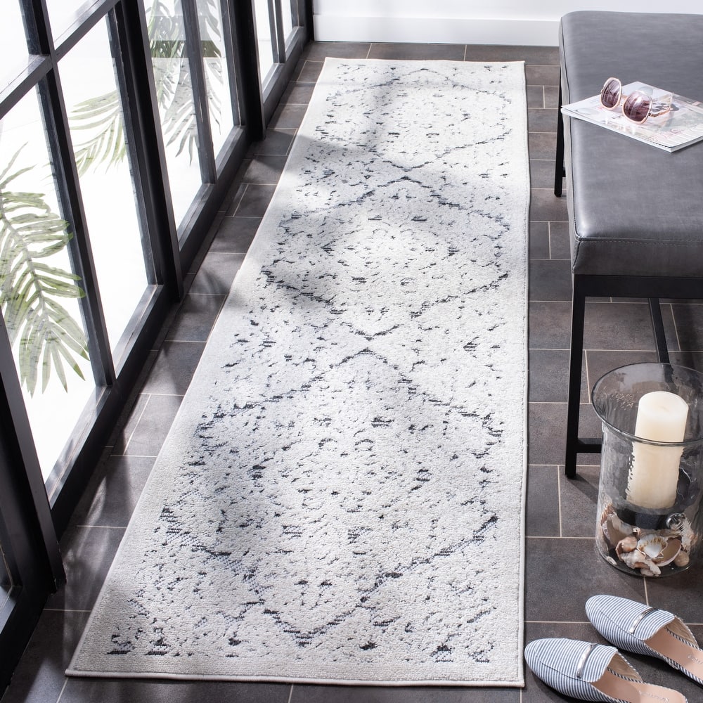 SAFAVIEH Cabana Yashoda Indoor/ Outdoor Waterproof Patio Rug