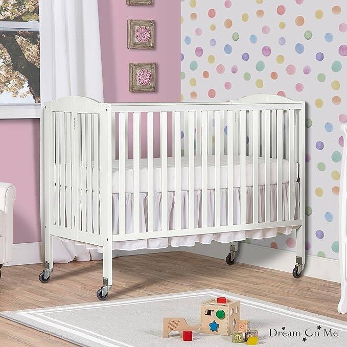 Dream On Me Folding Full Size Convenience Crib - White