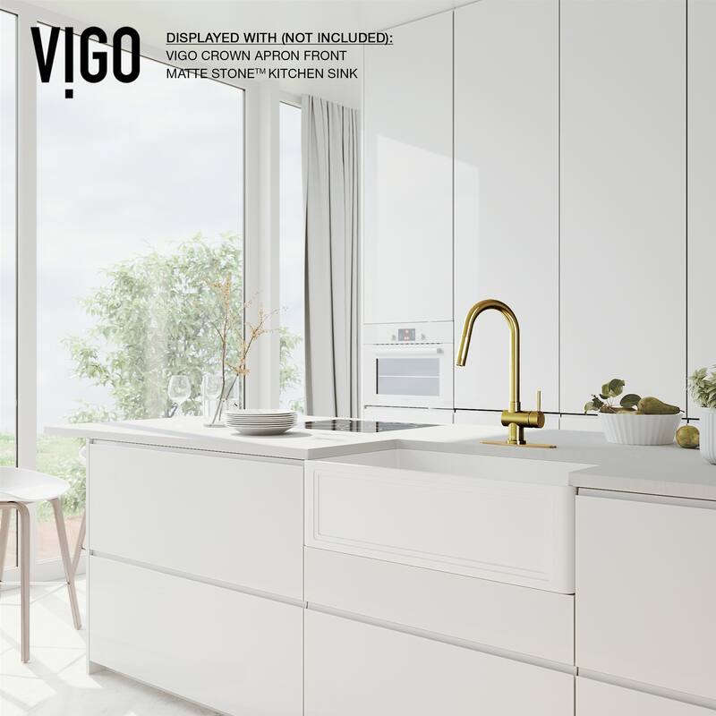 VIGO Gramercy 17" H Single Handle Pull-Down Spout Kitchen Faucet