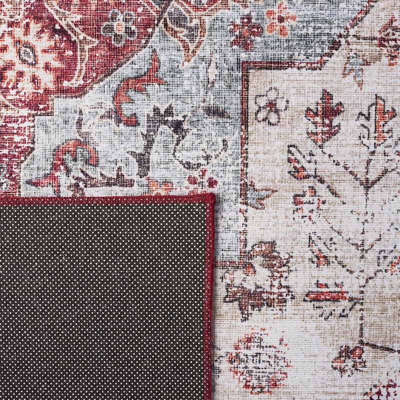 SAFAVIEH, Tucson Machine Washable Slip Resistant Queenie Oriental Medallion