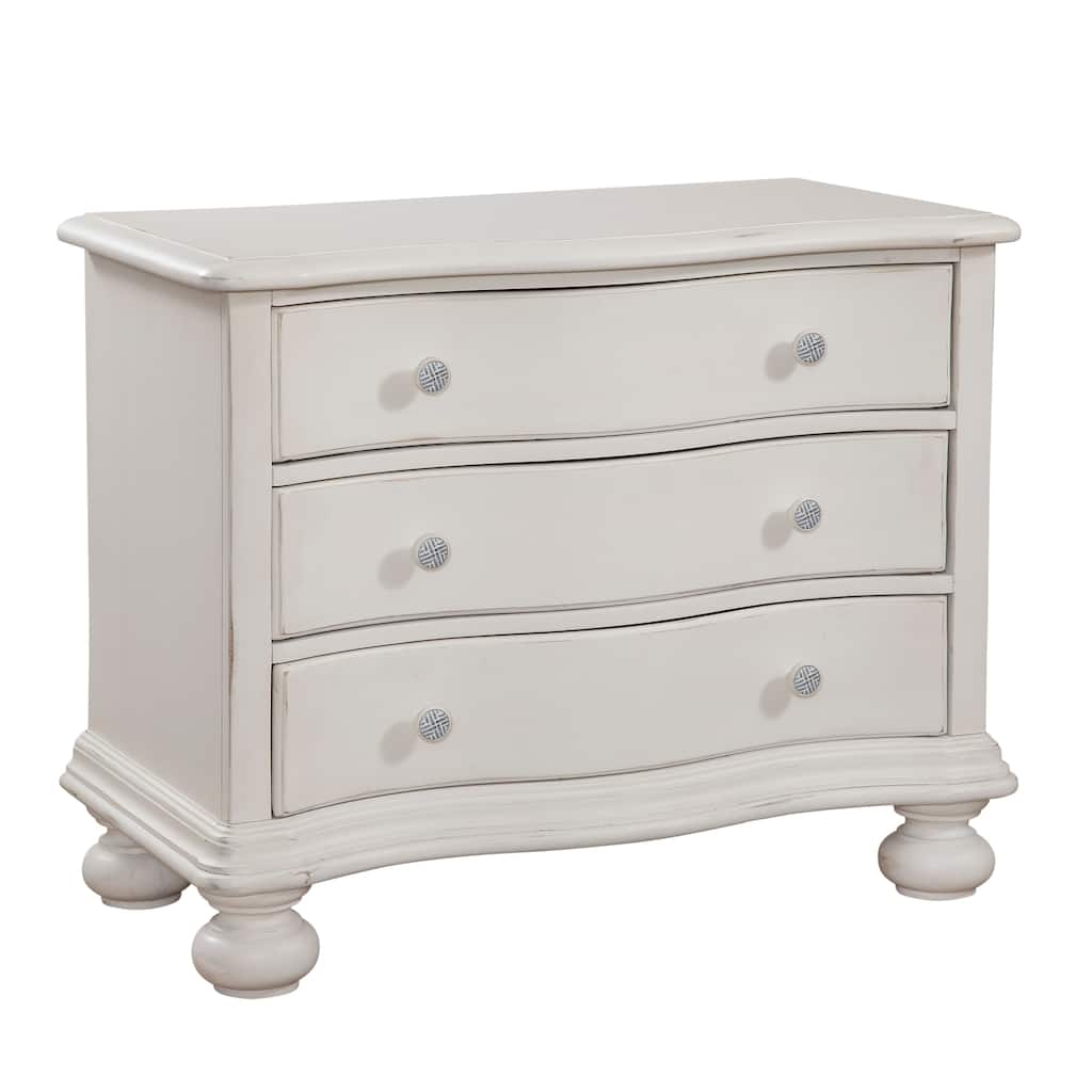 Roanoke 3-drawer Bachelor Chest