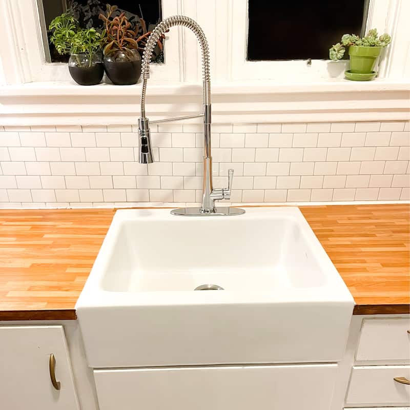 Parker Crisp White Fireclay 26" Single Bowl Quick-Fit Drop-In Farmhouse Apron Kitchen Sink (3 Holes) and Drain