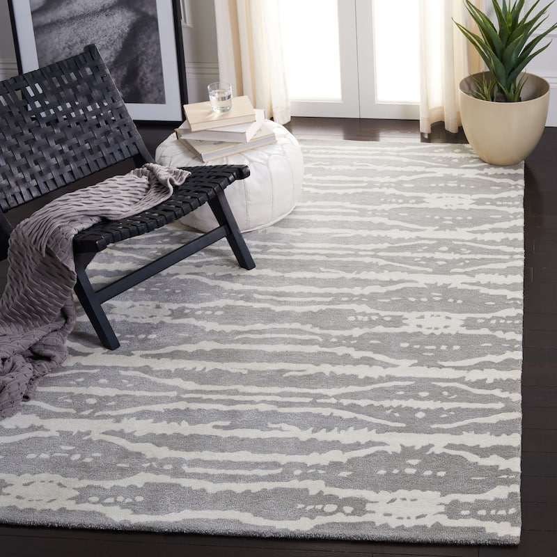 SAFAVIEH Handmade Soho Magan Wool/ Viscose Rug